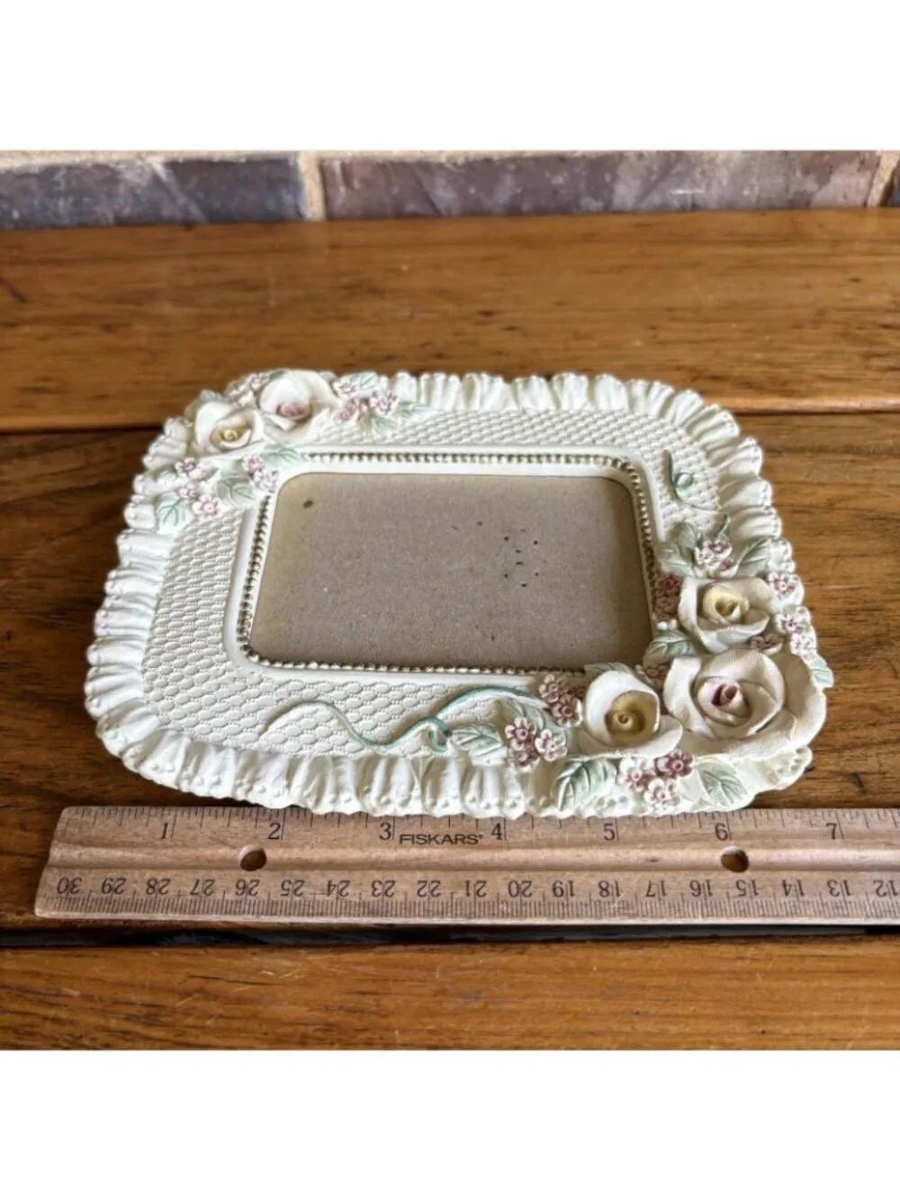 Vintage Cottagecore Roses And Lace Resin Picture Frame 3.5x5 Photo No Glass